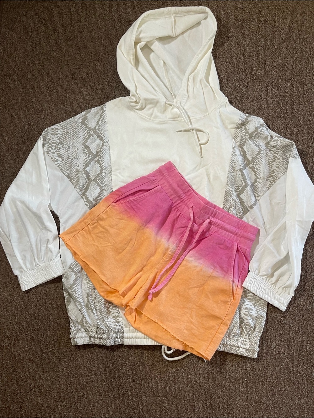 2 BEACH RIOT Cream & Light Gray Snake-Print Hooded Swim Coverup & shorts